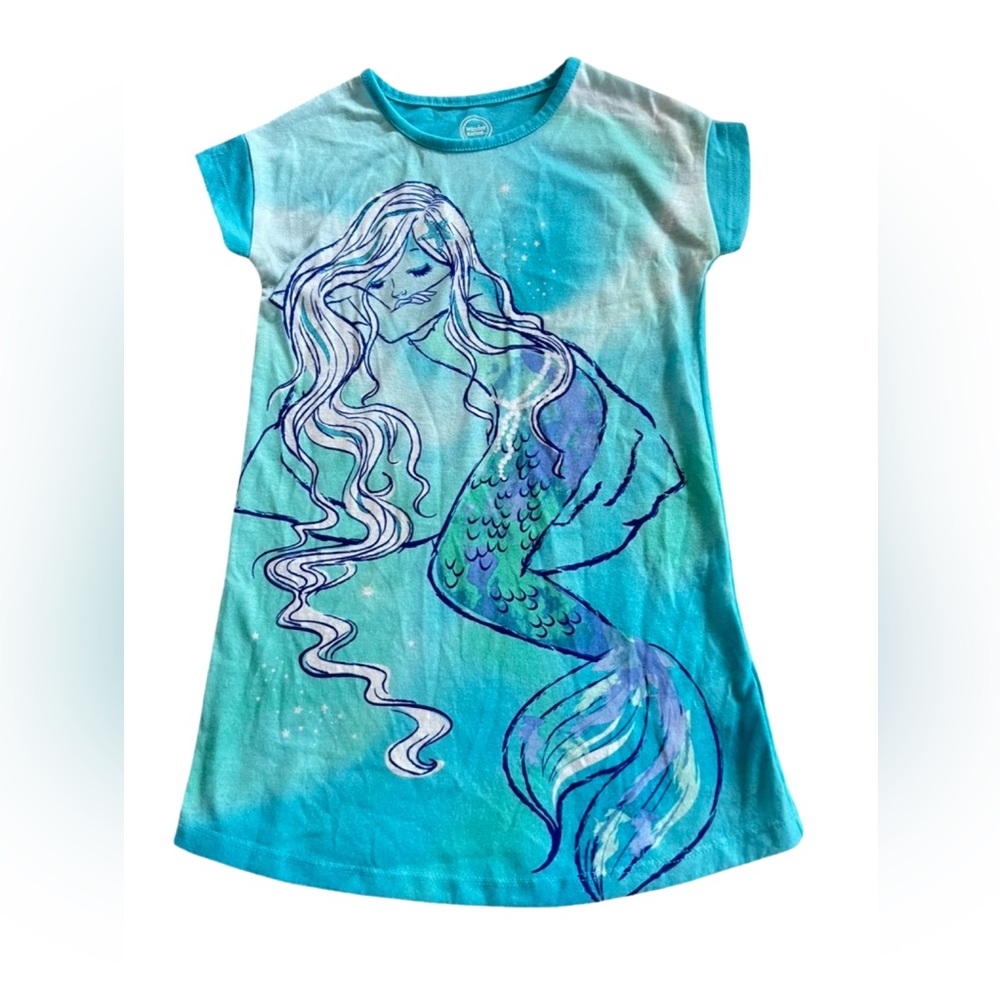 Girls mermaid nightgown (size 4/5)